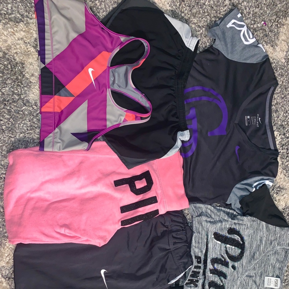 ‼️SOLD‼️Nike clothes bundle